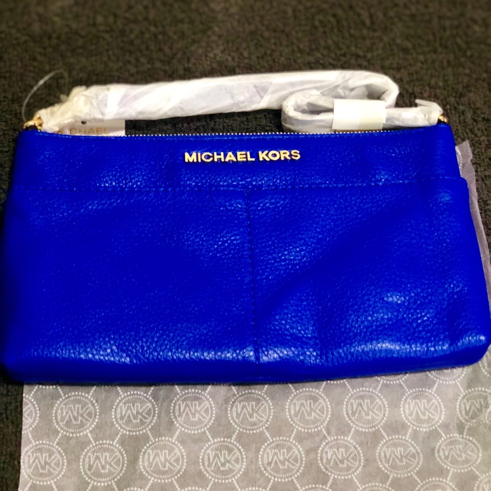 Michael Kors wristlet